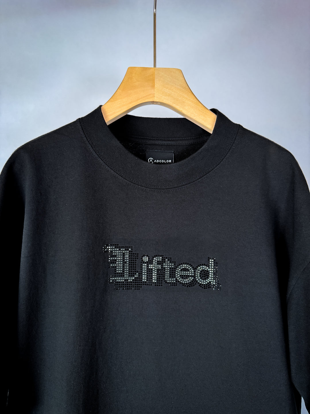 LIFTED RHINESTONE T-SHIRT - BLACK